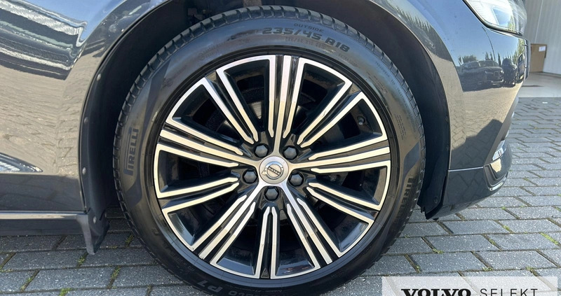 Volvo V60 cena 136900 przebieg: 100871, rok produkcji 2020 z Suwałki małe 254